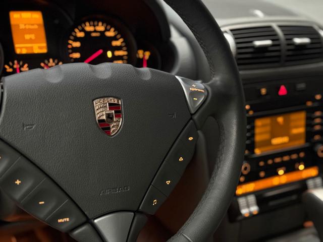 PORSCHE Cayenne usata, con Volante in pelle
