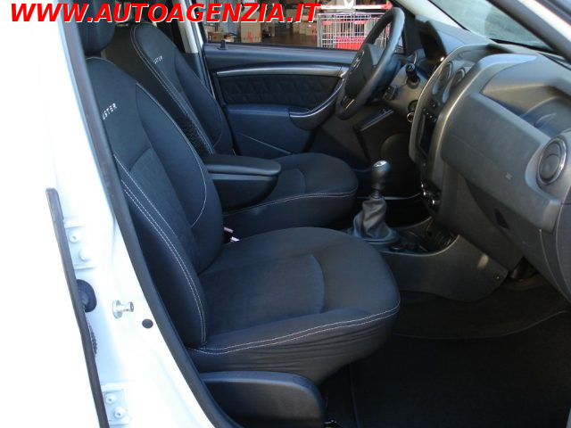 DACIA Duster usata 11