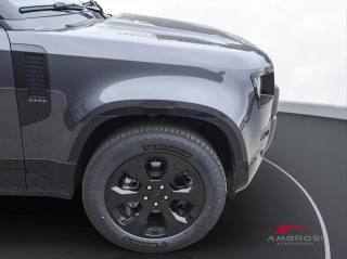 LAND ROVER Defender usata 13