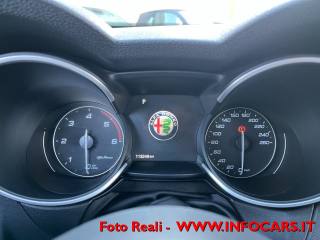 ALFA ROMEO Stelvio usata, con Fari Xenon