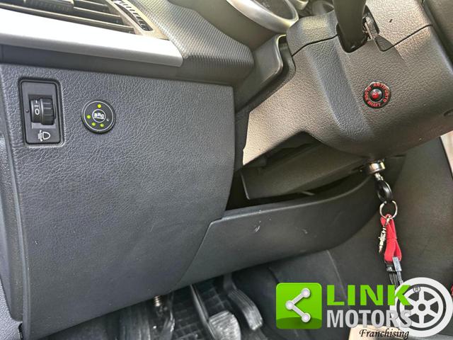 PEUGEOT 207 usata, con Sensore di luce