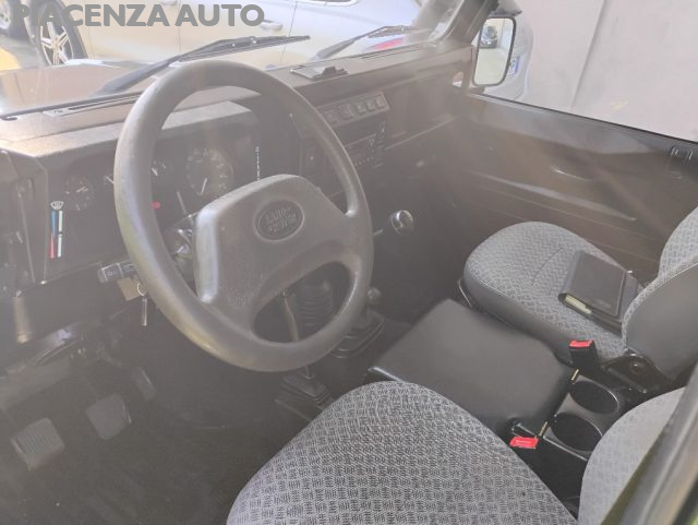 LAND ROVER Defender usata, con Cronologia tagliandi