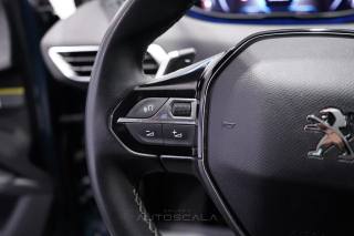 PEUGEOT 3008 usata, con Touch screen