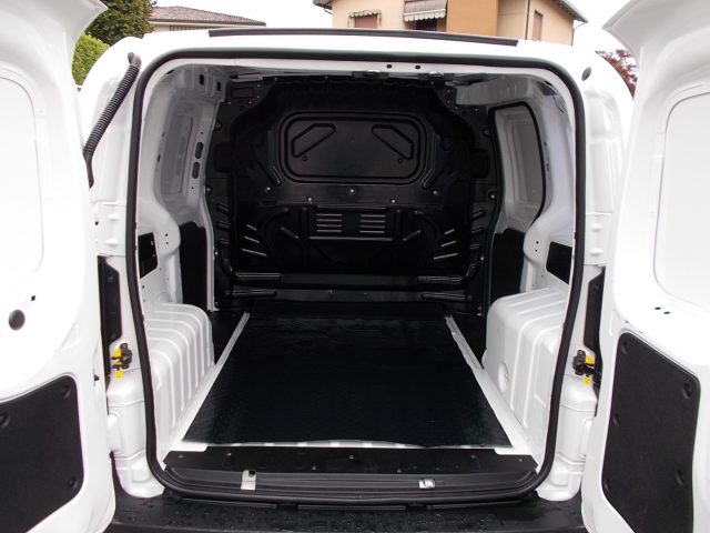 FIAT Fiorino usata, con Touch screen
