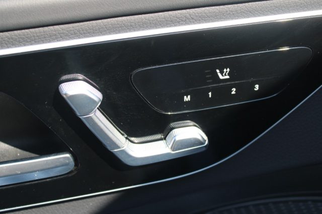 MERCEDES-BENZ C 220 usata, con Volante in pelle