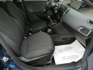 LANCIA Ypsilon usata, con ESP