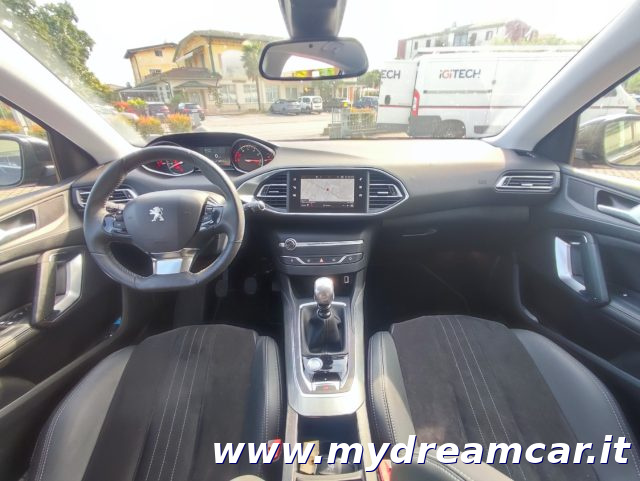 PEUGEOT 308 usata, con Cerchi in lega