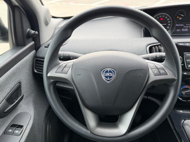 LANCIA Ypsilon usata, con USB