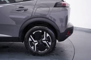 PEUGEOT 2008 usata 29