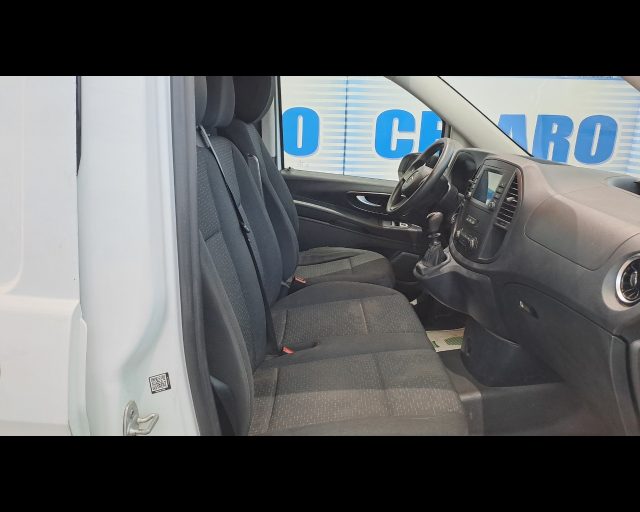 MERCEDES-BENZ Vito usata, con Pneumatici estivi
