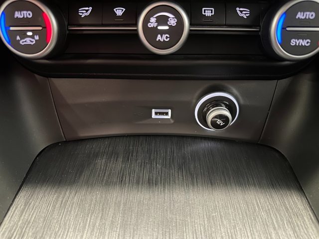 ALFA ROMEO Stelvio usata, con Bluetooth