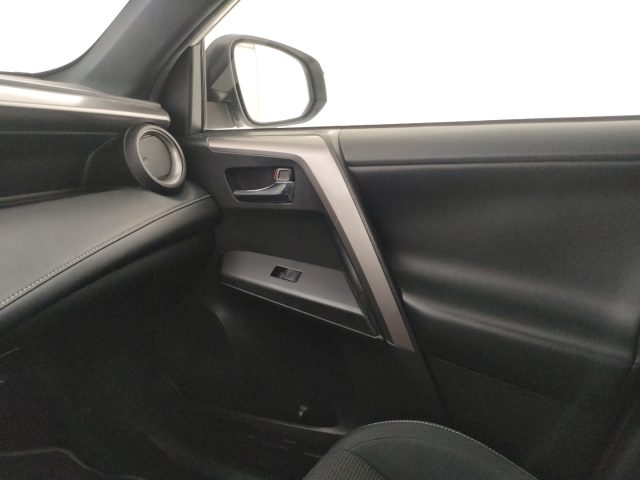 TOYOTA RAV 4 usata, con Vivavoce