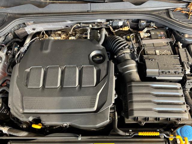 VOLKSWAGEN Golf usata, con Controllo automatico clima