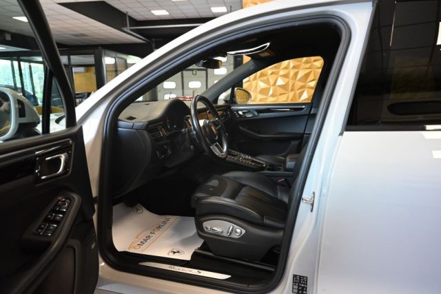 PORSCHE Macan usata 21