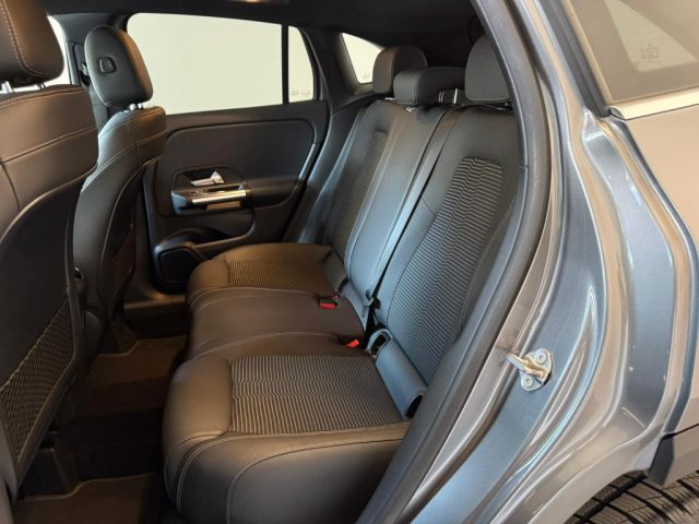 MERCEDES-BENZ GLA 200 usata, con Bracciolo