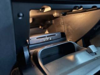 PEUGEOT 208 usata, con MP3