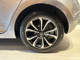 RENAULT Clio usata, con Airbag laterali