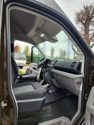VOLKSWAGEN Crafter usata, con Touch screen