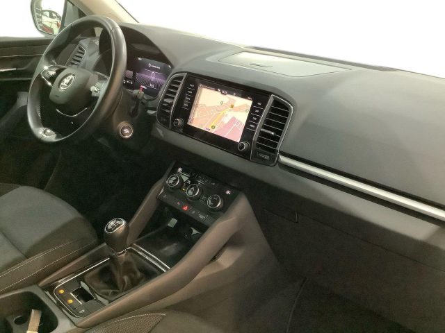 SKODA Karoq usata, con Fendinebbia