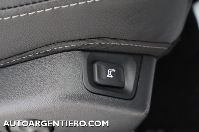 OPEL Grandland usata, con Ski bag