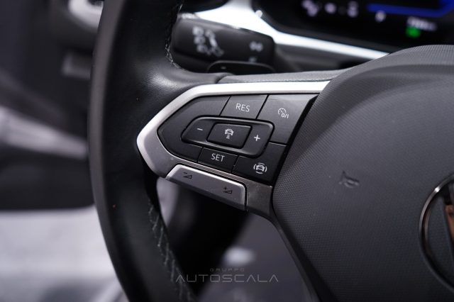 VOLKSWAGEN T-Roc usata, con Frenata d