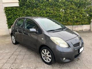 TOYOTA Yaris 1.3 5 porte Sol