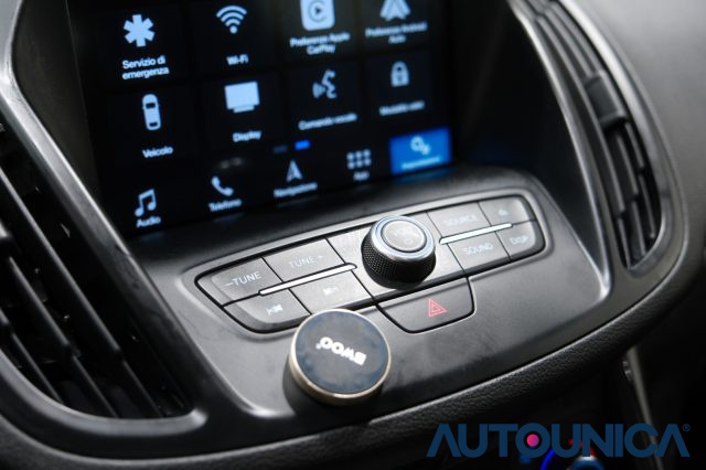 FORD Kuga usata, con Specchietti laterali elettrici