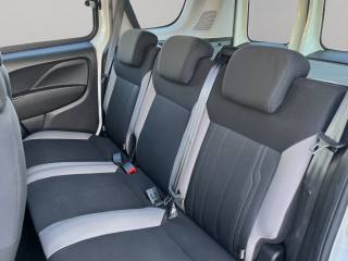 FIAT Doblo usata, con Sedile posteriore sdoppiato