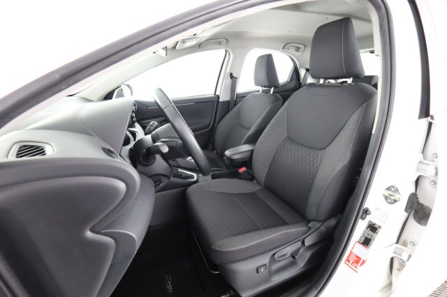 TOYOTA Yaris usata 2