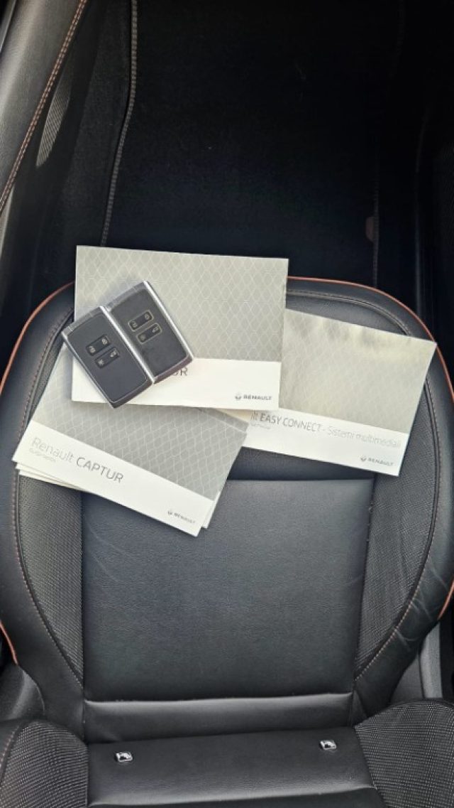 RENAULT Captur usata, con ESP