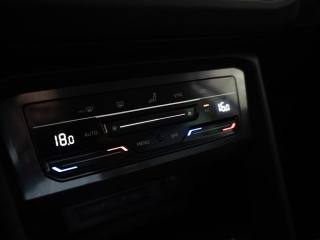 VOLKSWAGEN Tiguan usata, con Bracciolo