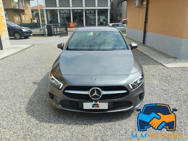 MERCEDES-BENZ A 180 usata, con Airbag