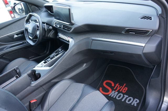 PEUGEOT 3008 usata, con Cerchi in lega