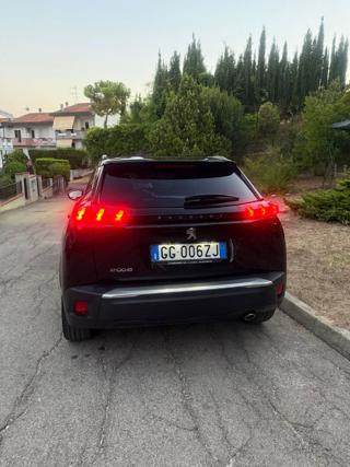 PEUGEOT 2008 usata, con Boardcomputer