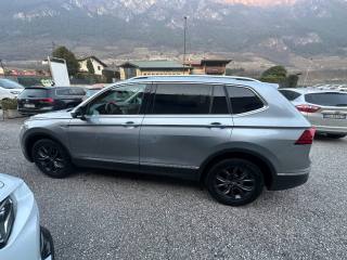 VOLKSWAGEN Tiguan Allspace usata, con Cerchi in lega