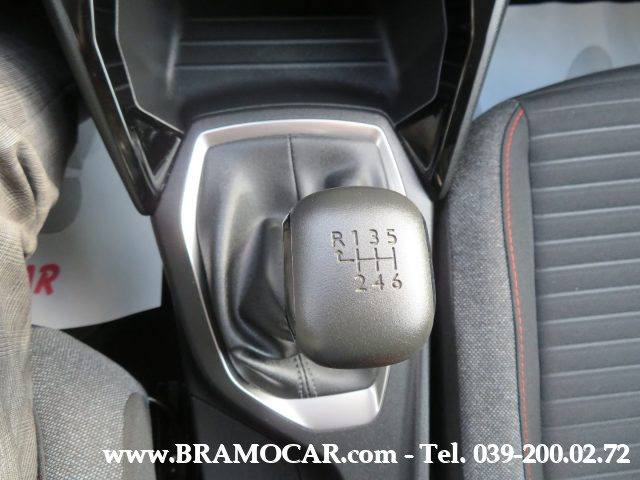 PEUGEOT 208 usata, con Sedile posteriore sdoppiato
