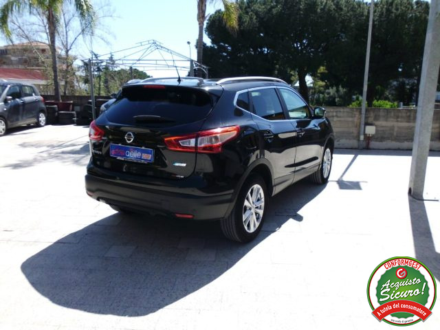 NISSAN Qashqai usata, con Boardcomputer