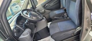 NISSAN Evalia usata, con Autoradio
