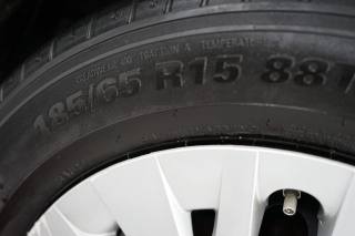 TOYOTA Yaris usata 38