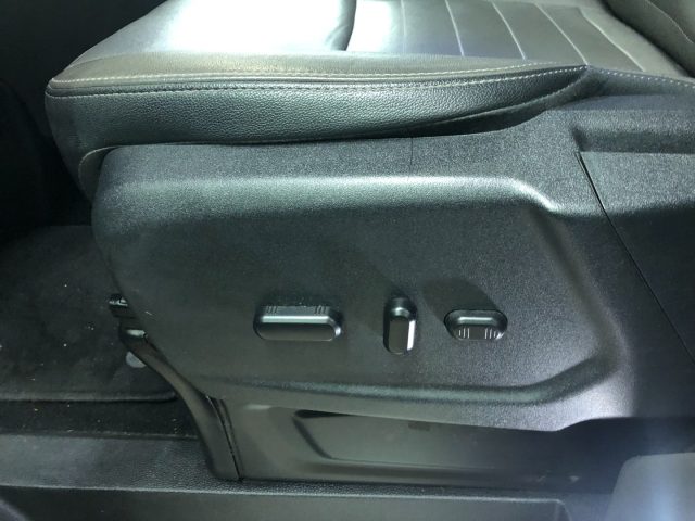 FORD Tourneo Custom usata 23