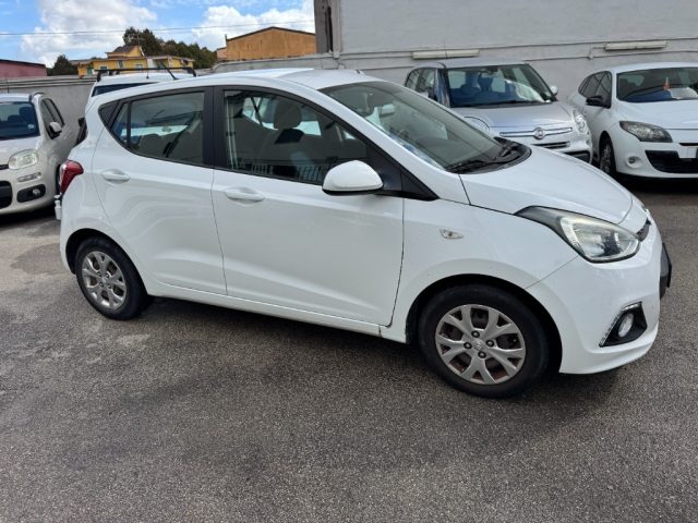 HYUNDAI i10 usata, con Airbag laterali