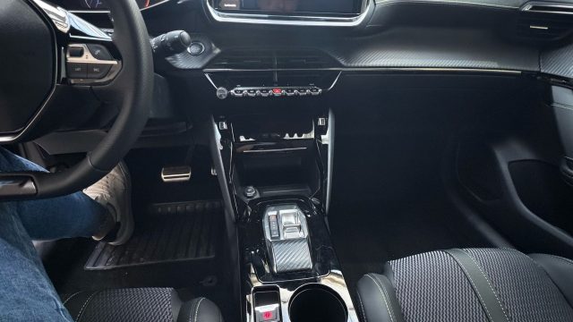 PEUGEOT 208 usata, con Fari Xenon