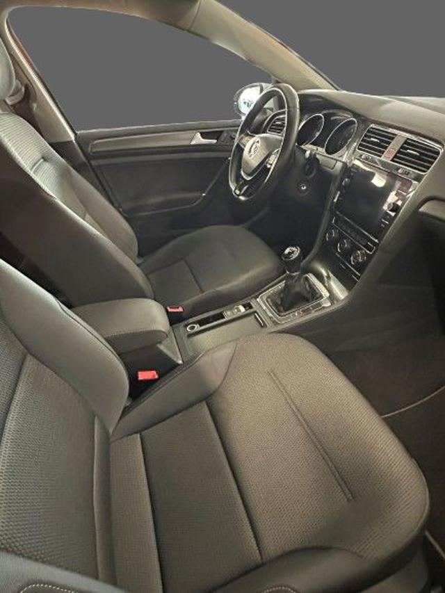 VOLKSWAGEN Golf usata, con Airbag