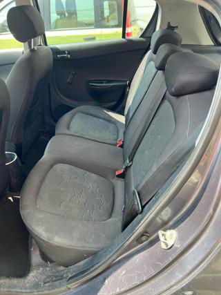 HYUNDAI i20 usata 12