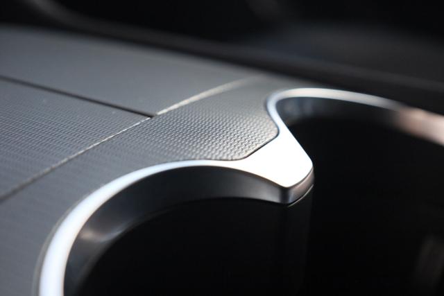 MASERATI Grecale usata, con Volante in pelle