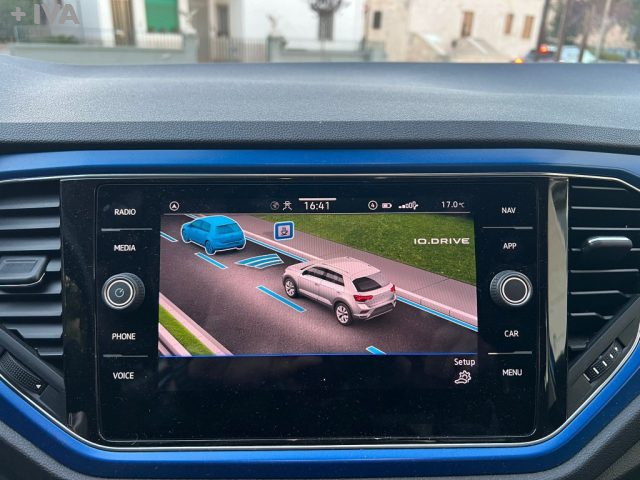 VOLKSWAGEN T-Roc usata 22