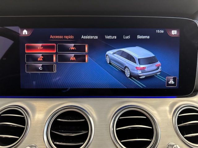 MERCEDES-BENZ E 300 usata, con Volante multifunzione