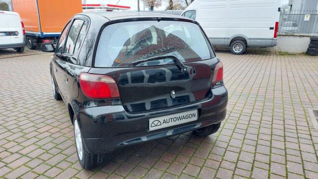 TOYOTA Yaris usata, con Alzacristalli elettrici