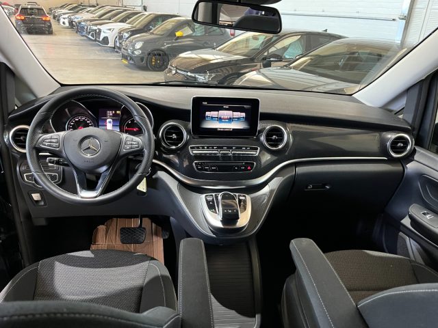 MERCEDES-BENZ V 220 usata, con Chiusura centralizzata
