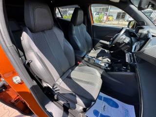 PEUGEOT 2008 usata, con Sistema di navigazione